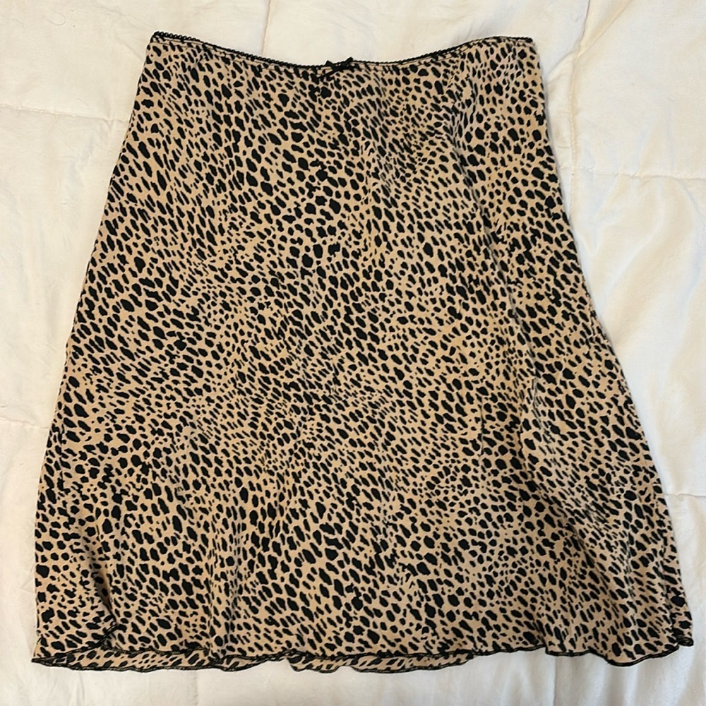 BRANDY MELVILLE leopard print skirt